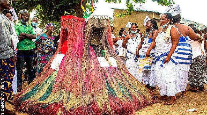 FESTIVAL VAUDOU DE OUIDAH 2026 : SIGNIFICATION , TRADITION ET TOURISME AU BÉNIN