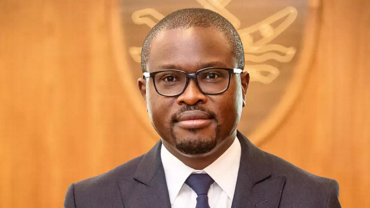 ROMUALD WADAGNI INVESTI PRÉSIDENT DU BÉNIN  : CAP SUR LA SÉCURITÉ ET LE PROGRÈS SOCIAL
